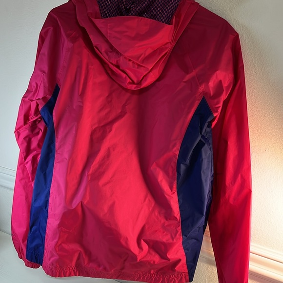 Excellent condition Columbia raincoat - Picture 5 of 5